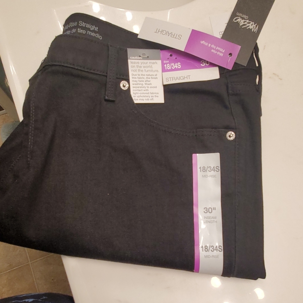 Black straight jeans